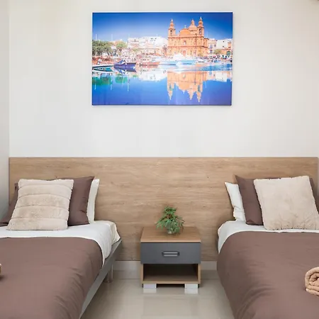 Edka - Modern Sunlit 2bd With Balconies - Close To Sliema Promenade, St Julian's & St Georges Bay شقة