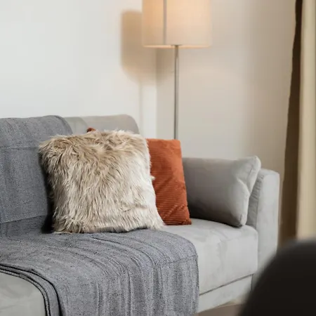 Edka - Modern Sunlit 2bd With Balconies - Close To Sliema Promenade, St Julian's & St Georges Bay شقة Gzira