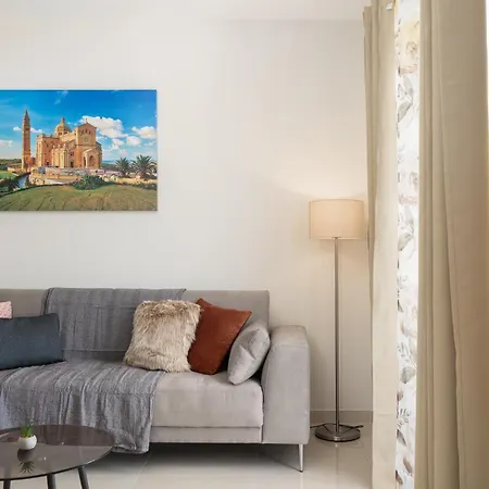 Edka - Modern Sunlit 2bd With Balconies - Close To Sliema Promenade, St Julian's & St Georges Bay * Gzira