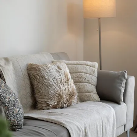 شقة Edka - Modern Sunlit 2bd With Balconies - Close To Sliema Promenade, St Julian's & St Georges Bay