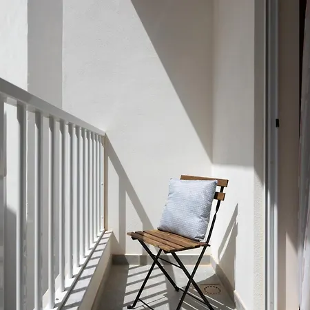 Edka - Modern Sunlit 2bd With Balconies - Close To Sliema Promenade, St Julian's & St Georges Bay Gzira