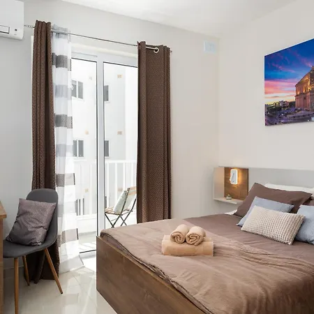 Edka - Modern Sunlit 2bd With Balconies - Close To Sliema Promenade, St Julian's & St Georges Bay Daire