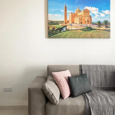 Edka - Modern Sunlit 2bd With Balconies - Close To Sliema Promenade, St Julian's & St Georges Bay Gzira