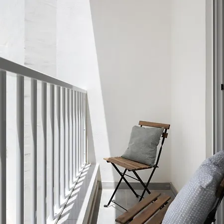 Edka - Modern Sunlit 2bd With Balconies - Close To Sliema Promenade, St Julian's & St Georges Bay * Gzira