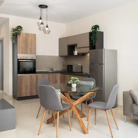 Daire Edka - Modern Sunlit 2bd With Balconies - Close To Sliema Promenade, St Julian's & St Georges Bay Gzira