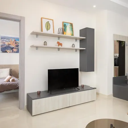 Edka - Modern Sunlit 2bd With Balconies - Close To Sliema Promenade, St Julian's & St Georges Bay * Gzira