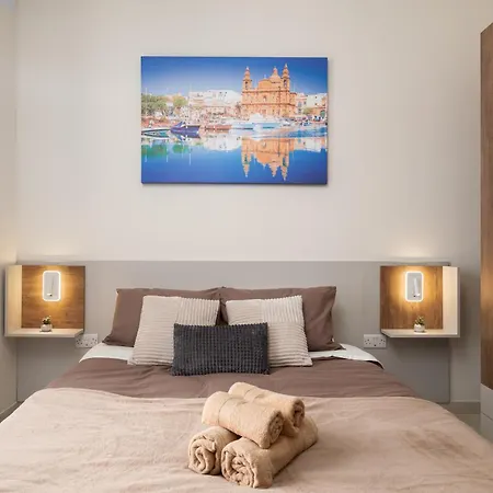 Edka - Modern Sunlit 2bd With Balconies - Close To Sliema Promenade, St Julian's & St Georges Bay