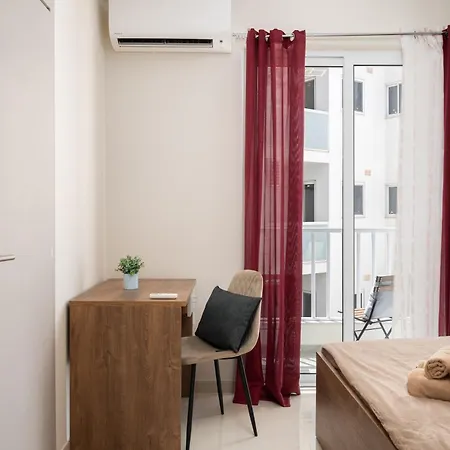 Apartament Edka - Modern Sunlit 2bd With Balconies - Close To Sliema Promenade, St Julian's & St Georges Bay *