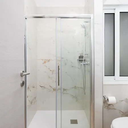 Διαμέρισμα Edka - Modern Sunlit 2bd With Balconies - Close To Sliema Promenade, St Julian's & St Georges Bay