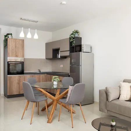 Daire Edka - Modern Sunlit 2bd With Balconies - Close To Sliema Promenade, St Julian's & St Georges Bay Gzira