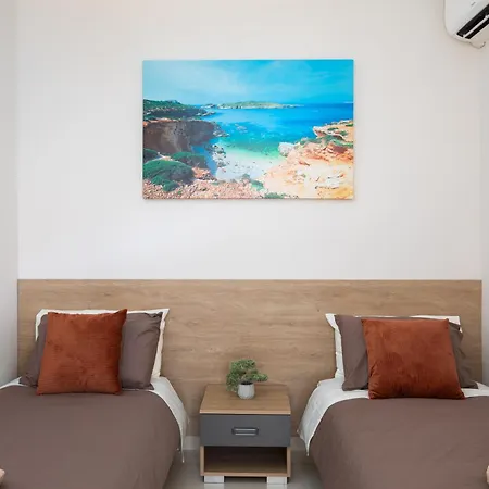 Apartament Edka - Modern Sunlit 2bd With Balconies - Close To Sliema Promenade, St Julian's & St Georges Bay Gzira