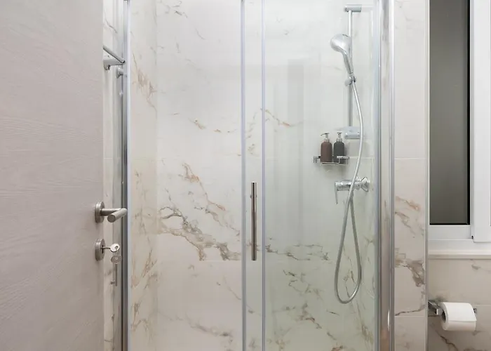 Edka - Modern Sunlit 2bd With Balconies - Close To Sliema Promenade, St Julian's & St Georges Bay Apartment *