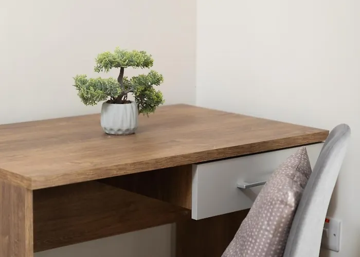 Apartment Edka - Modern Sunlit 2bd With Balconies - Close To Sliema Promenade, St Julian's & St Georges Bay Gzira